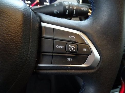 Used 2022 Jeep Compass Latitude image 7