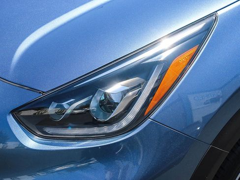 Used 2021 Kia Niro FWD image 5