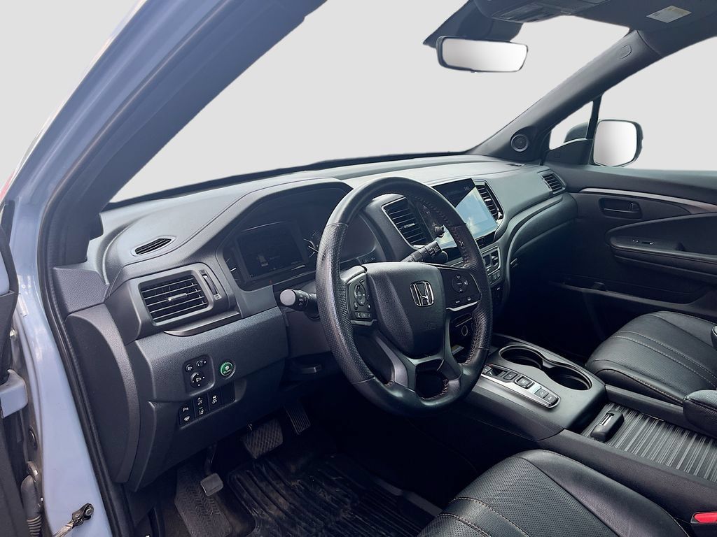 Used 2022 Honda Passport TrailSport image 9