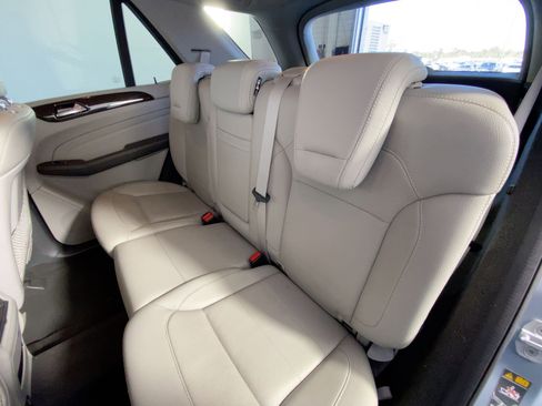 Used 2014 Mercedes-Benz ML 350 2WD image 28