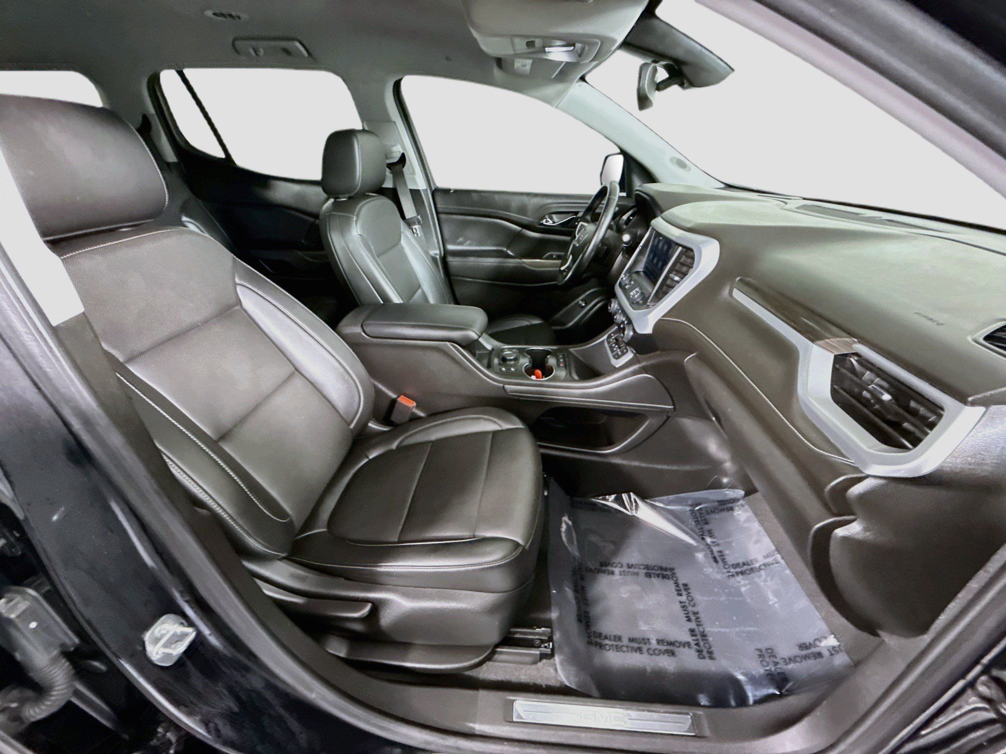 Used 2023 GMC Acadia SLT FWD image 29