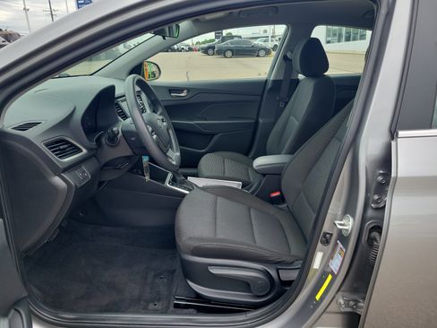 Used 2021 Hyundai Accent SEL FWD image 16