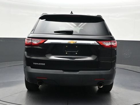 Used 2018 Chevrolet Traverse LS FWD image 4