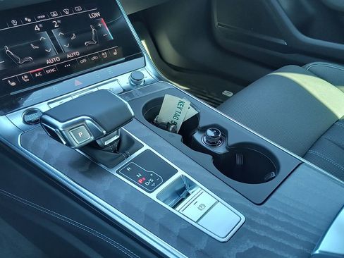 New 2025 Audi A6 3.0T Prestige image 10