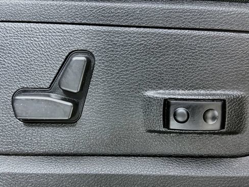 Used 2021 RAM 1500 Warlock AWD/4WD image 19