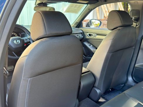 Used 2025 Honda Civic Sport image 29