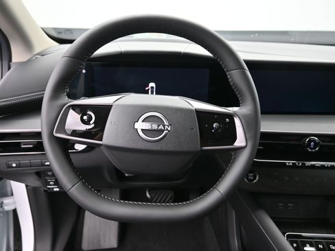 New 2025 Nissan Murano SV image 10