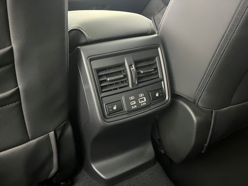 New 2026 Subaru Outback Touring XT AWD/4WD image 22
