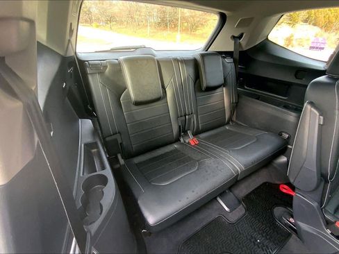 Used 2023 Volkswagen Atlas SEL Premium image 24