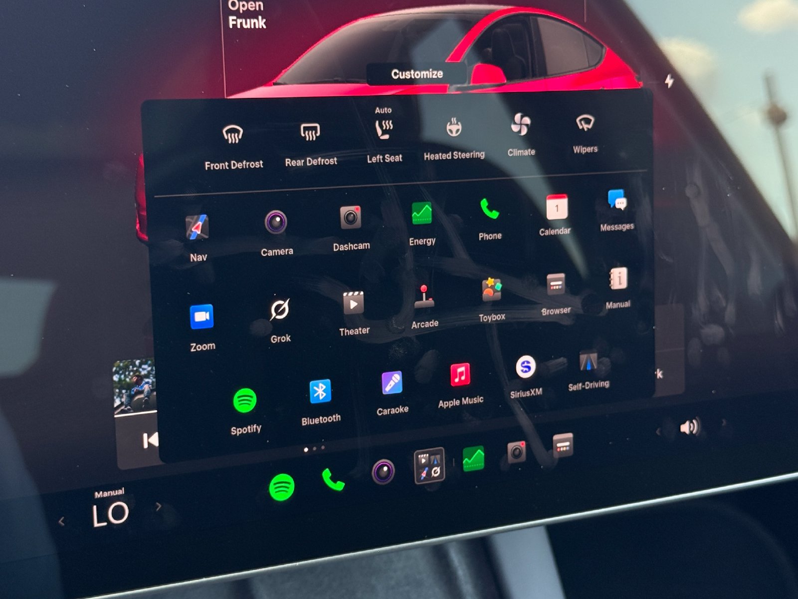 Used 2024 Tesla Model Y Long Range AWD/4WD image 18