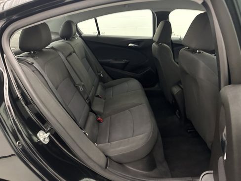 Used 2019 Chevrolet Cruze LT w/ LT Fleet Convenience Package image 32
