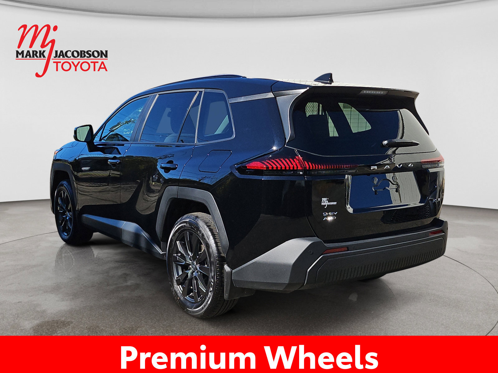 Used 2026 Toyota RAV4 XLE Premium AWD/4WD image 14