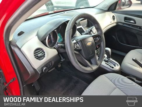 Used 2016 Chevrolet Cruze Eco image 11