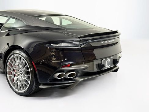 Used 2023 Aston Martin DBS Coupe RWD image 24