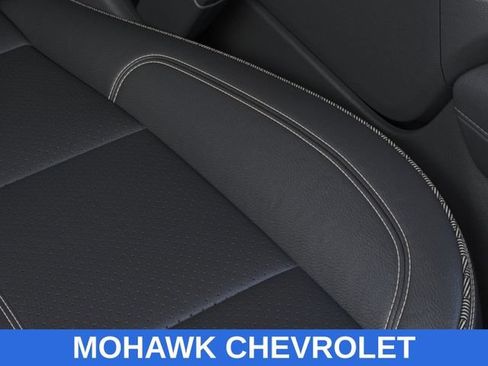 New 2026 Chevrolet Suburban High Country AWD/4WD image 21