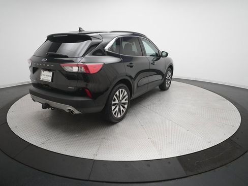 Used 2022 Ford Escape Titanium w/ Class II Trailer Tow Package image 37