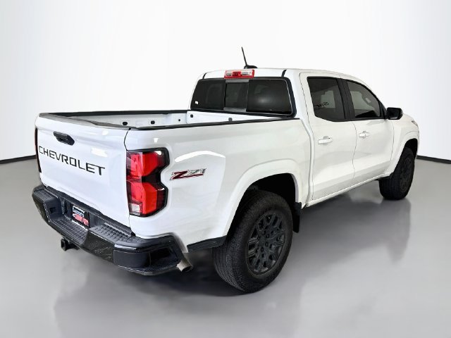 Used 2023 Chevrolet Colorado Z71 w/ Advanced Trailering Package AWD/4WD image 7