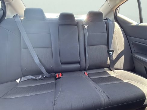 Used 2025 Nissan Altima 2.5 SV FWD image 26