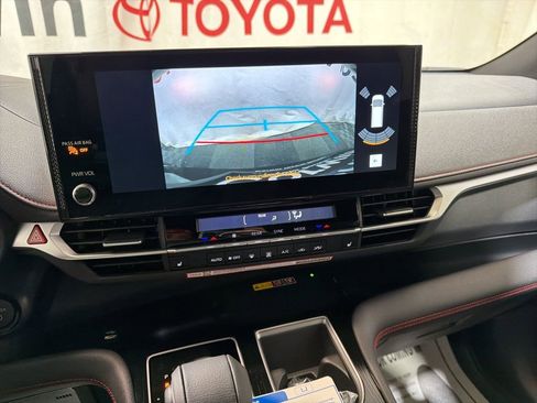 Used 2026 Toyota Sienna XSE image 28