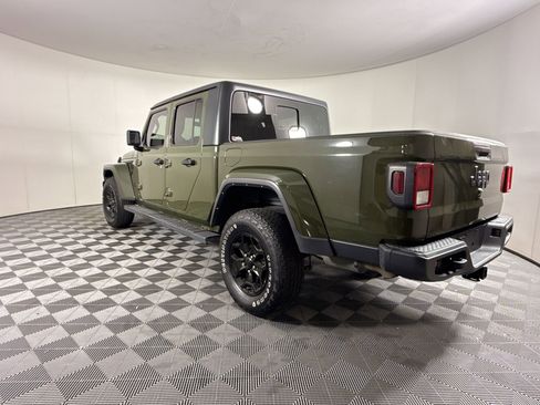 Used 2021 Jeep Gladiator Willys image 3