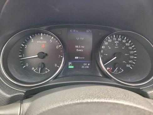 Used 2020 Nissan Rogue SV AWD/4WD image 26