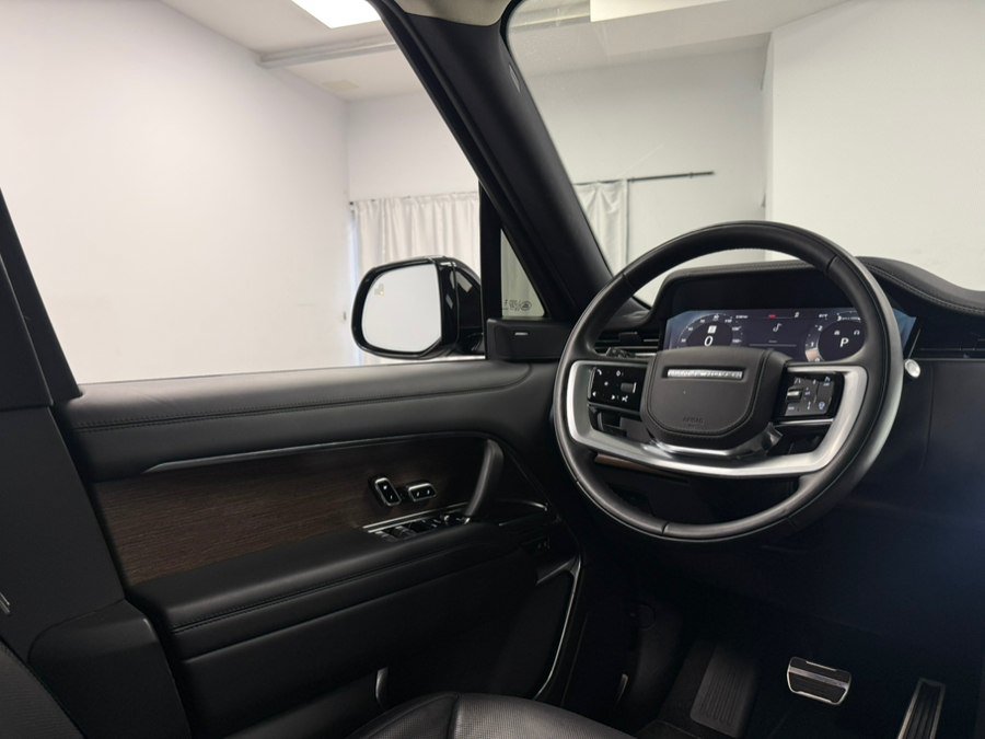 Used 2023 Land Rover Range Rover Long Wheelbase SE AWD/4WD image 57