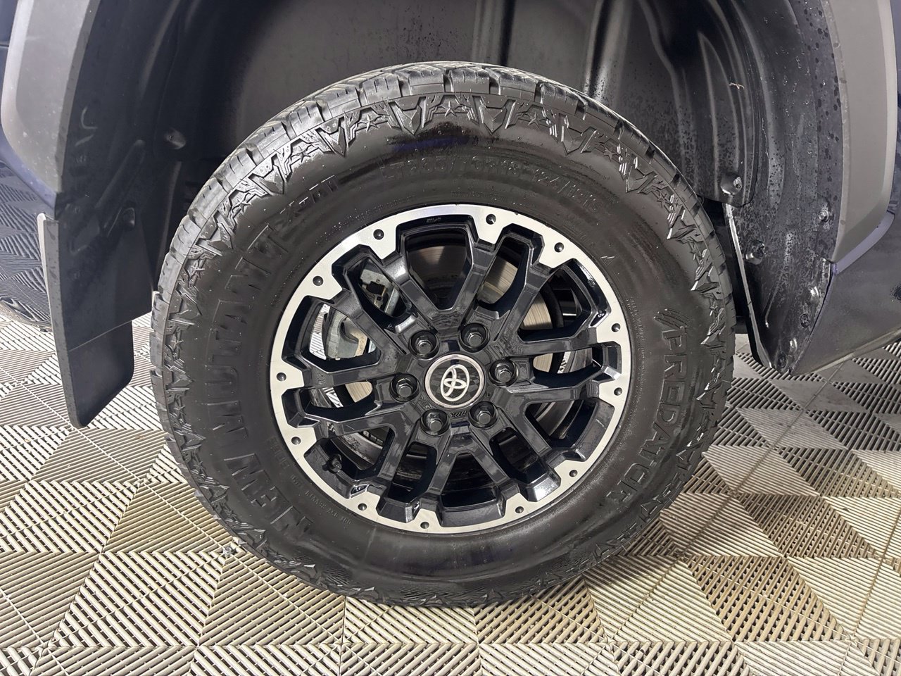 Used 2026 Toyota Tundra SR5 w/ TRD Off-Road Package AWD/4WD image 31