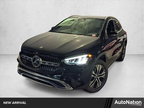 Used 2025 Mercedes-Benz GLA 250 image 1