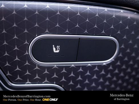 New 2026 Mercedes-Benz GLB 250 4MATIC image 17