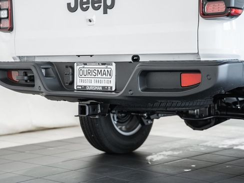 New 2025 Jeep Gladiator Sport image 7