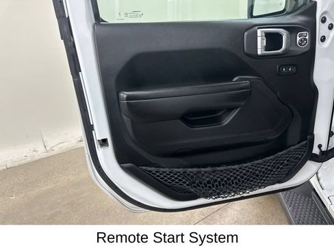 Used 2024 Jeep Wrangler Unlimited Sport AWD/4WD image 33