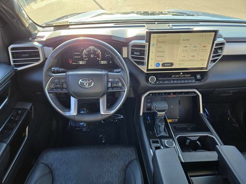 Used 2025 Toyota Tundra Limited AWD/4WD image 13