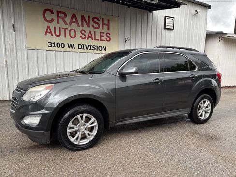 Used 2017 Chevrolet Equinox LT w/ Convenience Package image 8