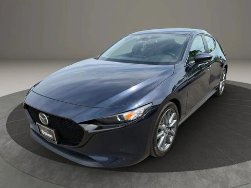 Used 2022 MAZDA MAZDA3 s FWD image 10