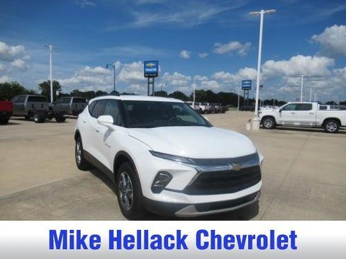 Used 2025 Chevrolet Blazer LT w/ Convenience Package FWD image 1