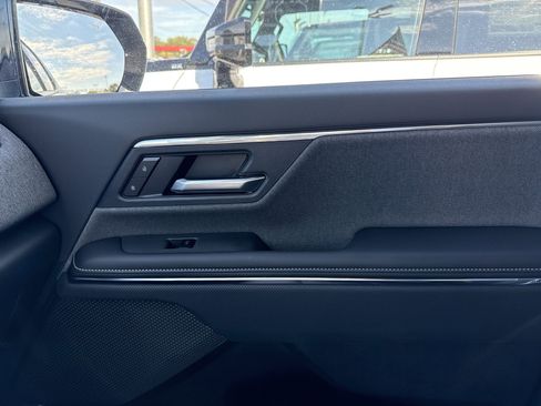 New 2026 GMC Sierra EV Elevation image 19