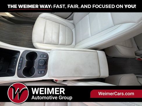 Used 2023 GMC Acadia Denali AWD/4WD image 22