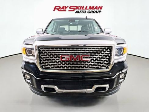 Used 2015 GMC Sierra 1500 Denali w/ Driver Alert Package AWD/4WD image 2