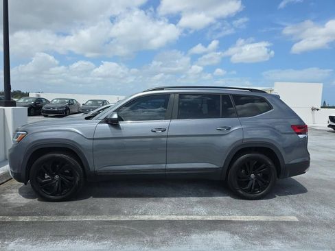 Used 2022 Volkswagen Atlas SE image 3