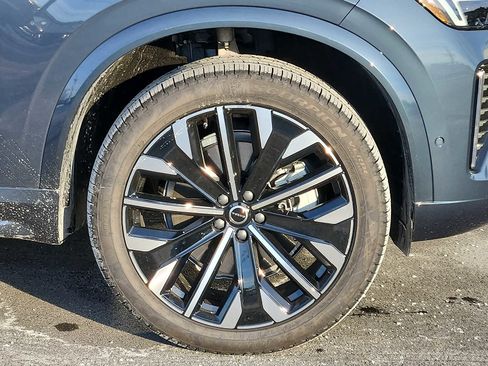 Used 2026 Volvo XC90 B6 Ultra w/ Protection Package image 8