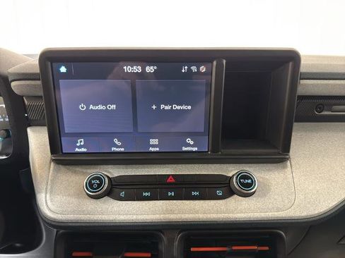 Certified 2022 Ford Maverick XLT image 4