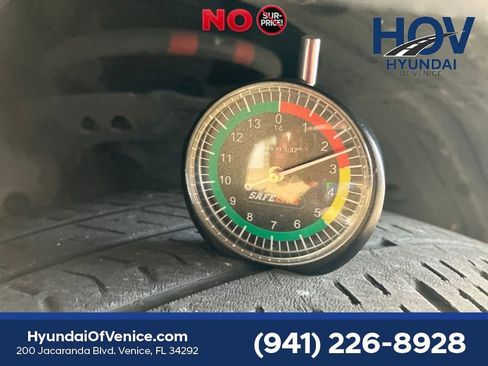 Certified 2024 Hyundai Kona Limited FWD image 25