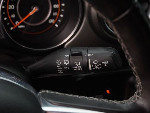 Used 2022 Jeep Wrangler Unlimited Sahara w/ Cold Weather Group AWD/4WD image 30