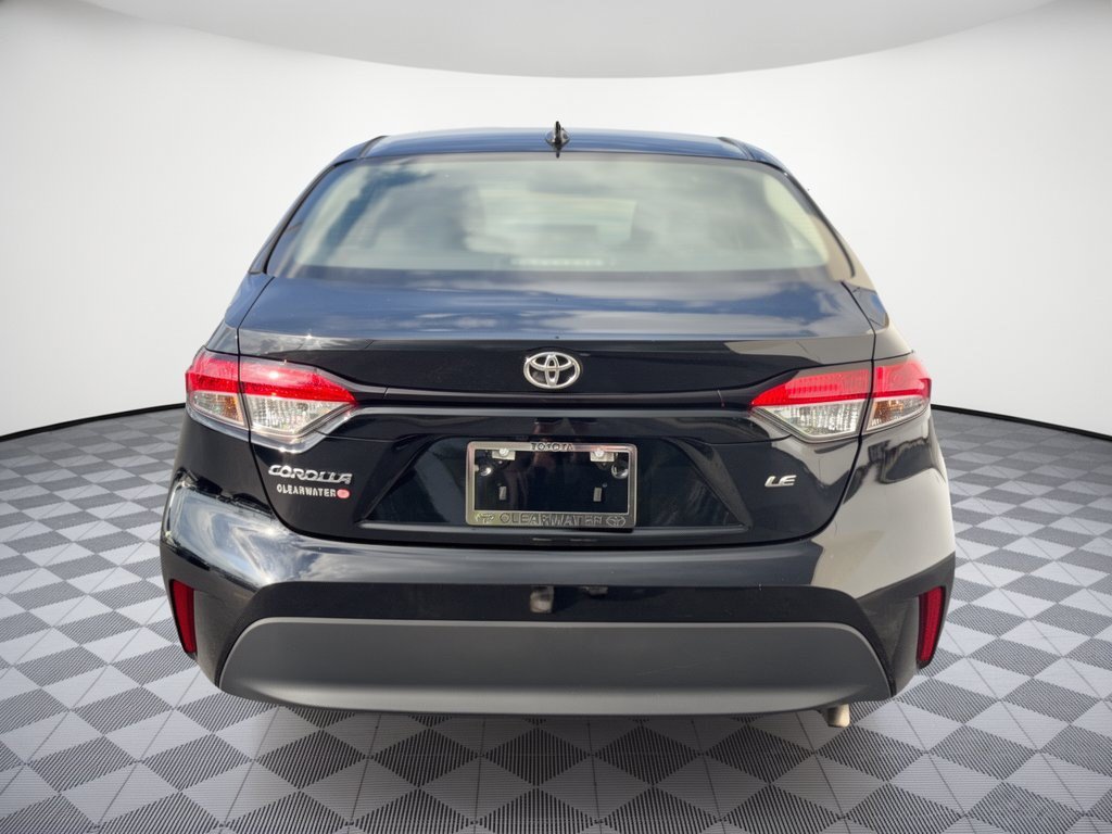 Used 2025 Toyota Corolla LE FWD image 11