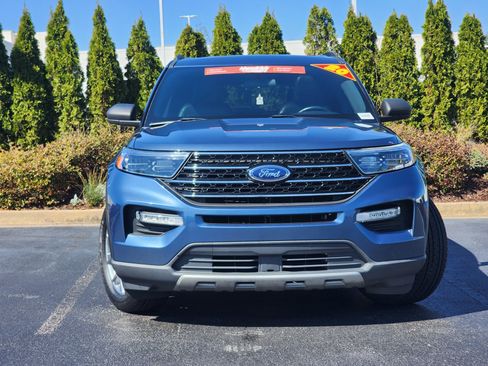 Used 2020 Ford Explorer XLT w/ Equipment Group 202A image 5