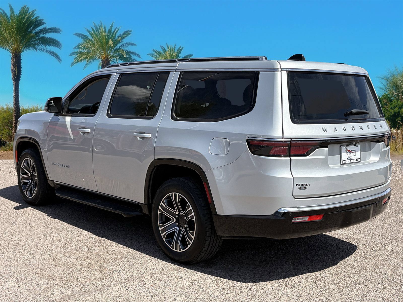 Used 2024 Jeep Wagoneer Series II w/ Flexible Seating Group RWD image 3