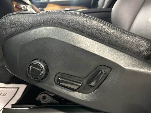 Certified 2024 Volvo XC90 B6 Plus w/ Protection Package Premier AWD/4WD image 11