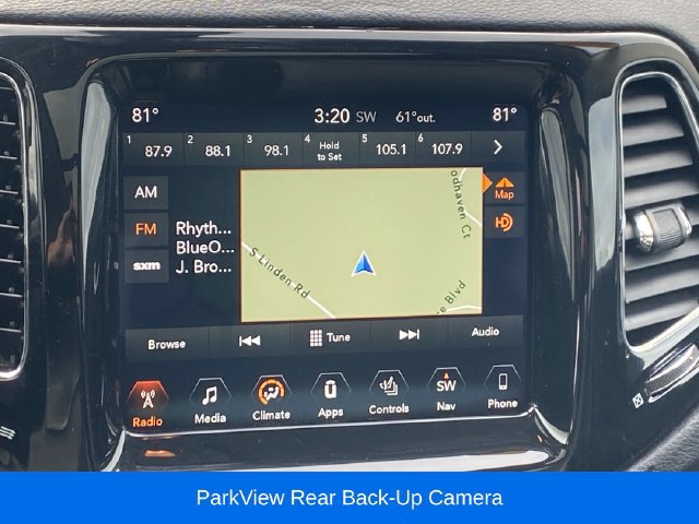 Used 2018 Jeep Compass Limited w/ Navigation Group AWD/4WD image 11