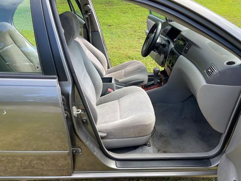 Used 2006 Toyota Corolla LE image 25