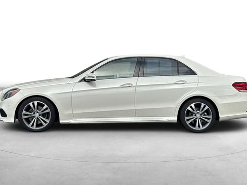 Used 2014 Mercedes-Benz E 350 Sedan image 3